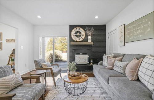 Newly Renovated Modern Farmhouse - Foto 40