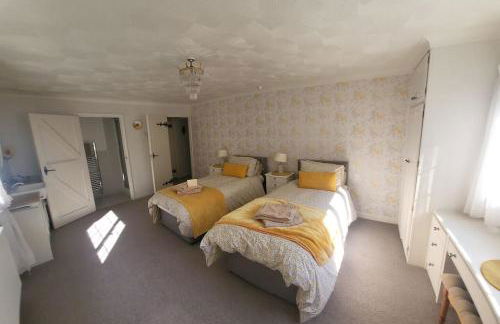 Beach Cottage, with stunning views - Foto 41