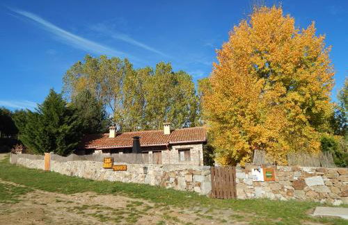 Casa Rurales Cimera y Brincalobitos - Photo 41