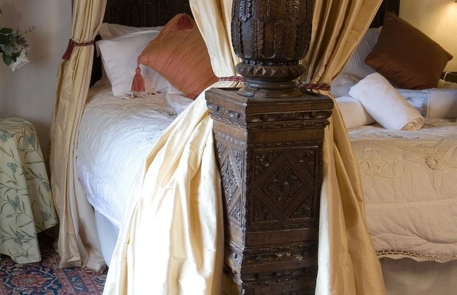 Bickleigh Castle Hotel - Photo 8