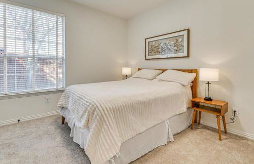 Elegant Home with Private Patio, 2 Mi to UTD Campus! - Photo 25