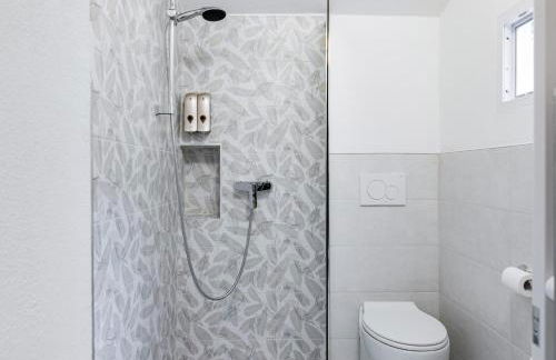 Casa Samada- Comfort Between the Center and the Station - Foto 13