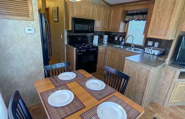 Falcon Cottages - Photo 34