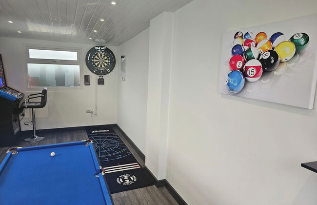 3-beds, Sleeps 6 Walking Distance to Castle & Town - Foto 16