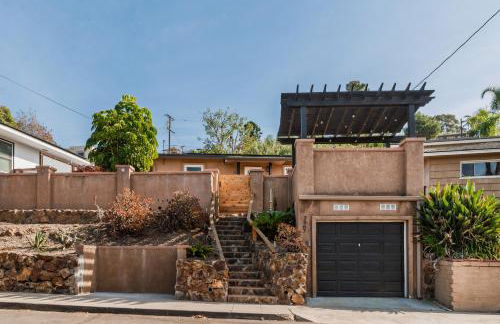 Downtown La Mesa gem - Photo 31