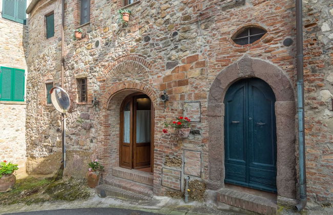 Holiday Home in Town Center with Pool, Garden, Hot Tub - Foto 39