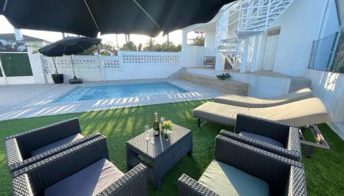 Villa acogedora con piscina privada ideal para familias - Foto 5, sunbed