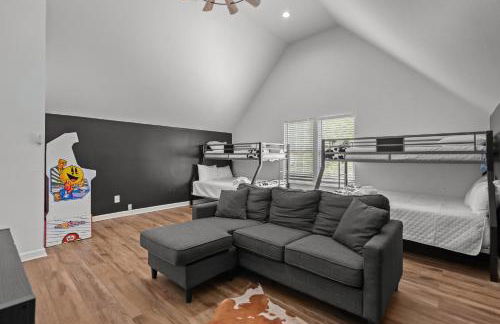 Grandma's Farm on 6 acres with Lighted Barn and River Access - Foto 39