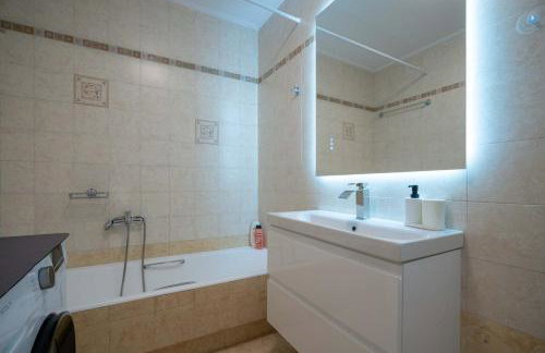 Sunlit Terrace 3BR Apartment - Tavros by ΜΡS - Foto 28