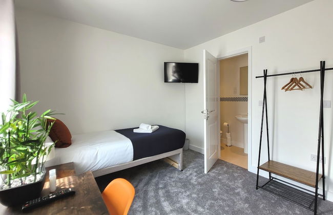 House of 4 Chimneys by Your Lettings UK - Photo 14