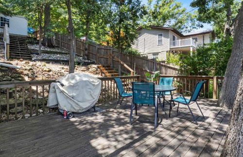 Lakefront Home with Huge Views and Great Fishing - Photo 34