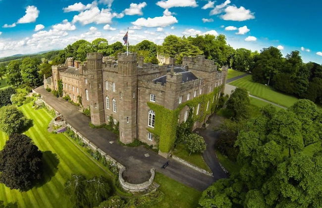 Balvaird Wing at Scone Palace - Foto 1