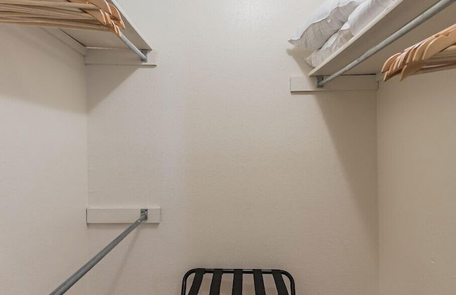 The Relaxing Suites of Midland - Photo 13