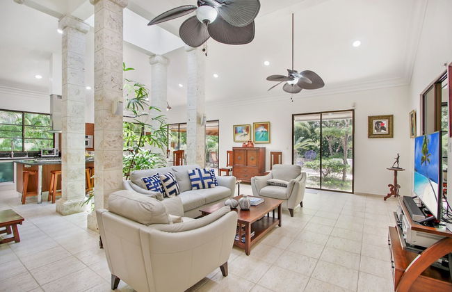 Beautiful Villa Tortuga at Puntacana Resort Club Pool Garden Golf Cart Maid - Photo 27