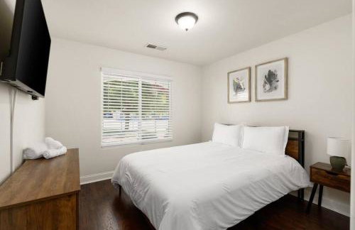 Perfect Home for Work or Relaxing Vacation - Photo 9