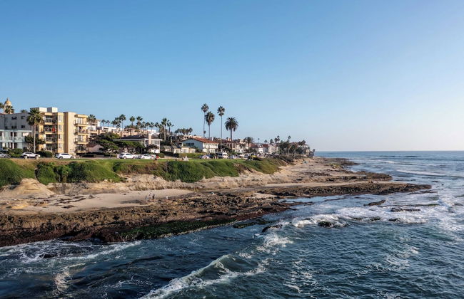 Oceanfront in La Jolla, Steps to Beach, Shops, Dining Dawn Patrol by Avantstay - Foto 2