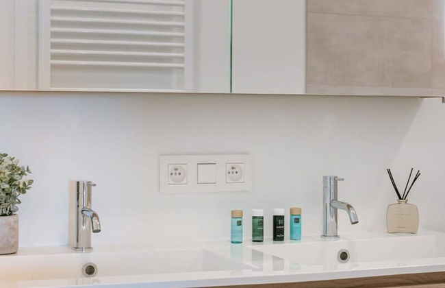 Stylish 2 Bedroom With Terrace and Parking - Foto 40