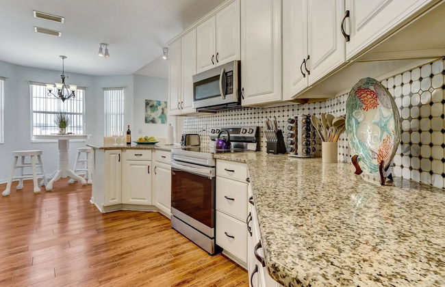 Sea Glass House - Photo 10