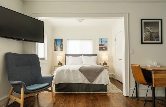 The Plaza Hotel - Photo 44