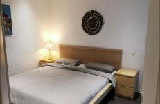 EG Wohnung mit eigenem Eingang - Foto 1