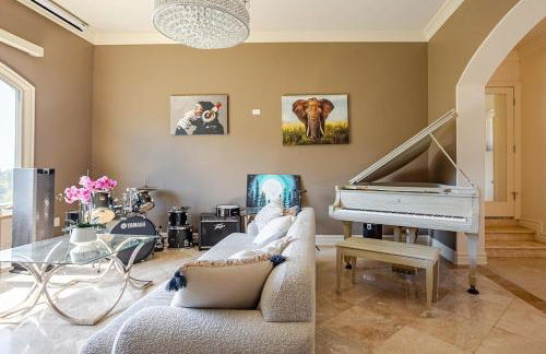 Mansion in the hills near Universal Studios! - Foto 5