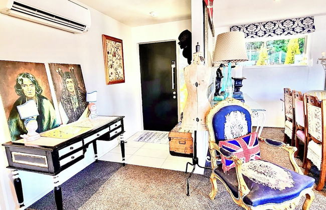 Lyttelton Boatique House - Photo 58