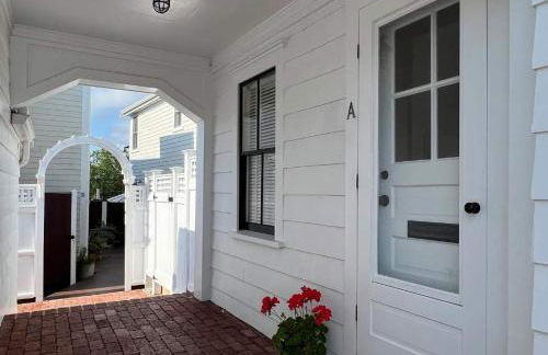 Stylish Walk to Town and Beach - Foto 22