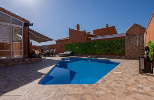 Villa in Fortuna with Private Pool - Foto 9
