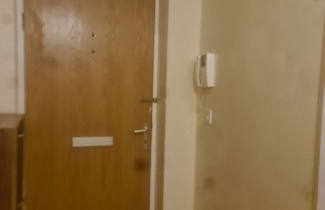 Remarkable 1-bed Apartment in Romford - Photo 37