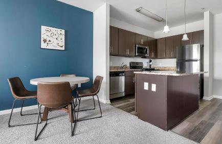 Landing Beautiful 1BD Clubhouse Gym - Foto 8