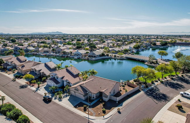 Lakefront Oasis - Foto 41