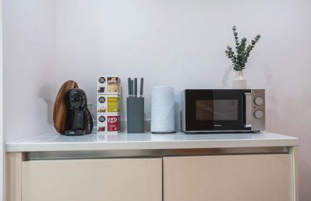 Modern 1BR - Parking Included -Sleeps 6 - Foto 19