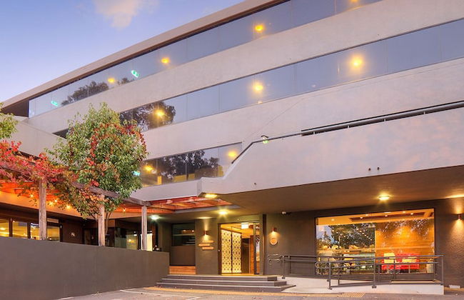 Apartments by Townhouse - Photo 6