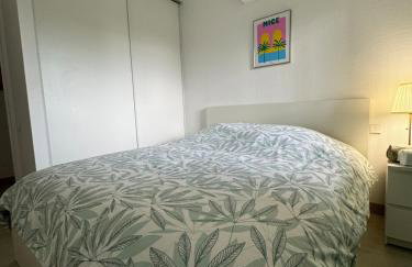 T2 cosy en bord de mer avec terrasse, piscine et parking - Foto 17