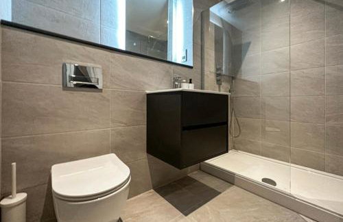 2 Bedroomed apt by Sefton Park and Spire Hospital - Foto 2