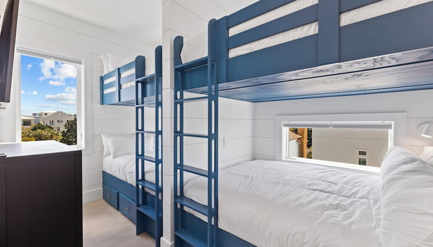 Emerald Sunset by Avantstay 9bdr Villa Pool+game Room+rooftop+walk to Beach - Foto 4, Habitación