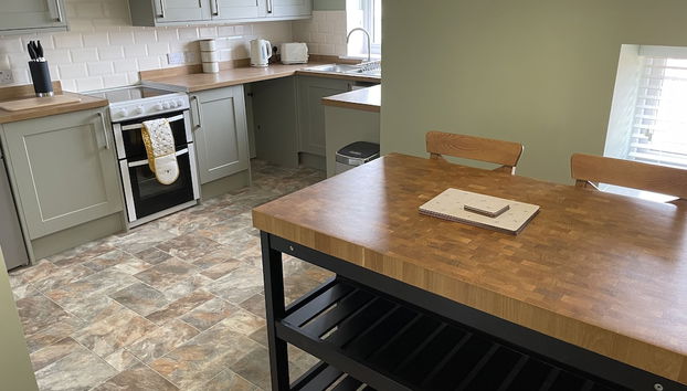 Cottage - Sleeps 4 - Pet Friendly - Parking - Foto 5, Eigene Küche