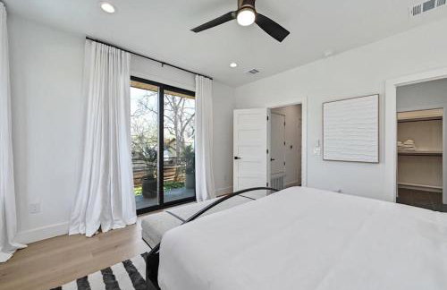 East Austin 5BR w Private Pool Rooftop & Views - Foto 28