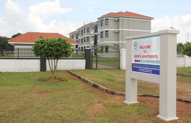 Hope's Apartments - Photo 16