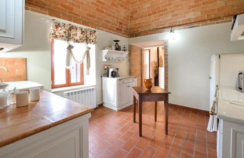 Lovely Apartment In Civitella Benazzone - Foto 21