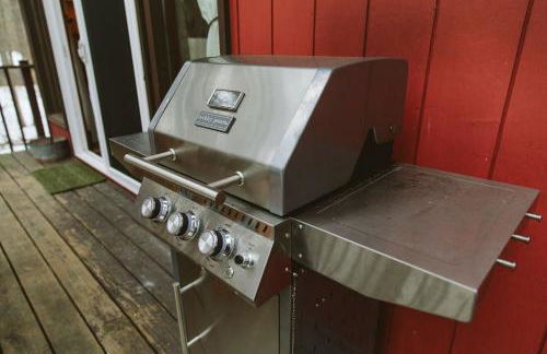 ADK Forest Cabin near Lake Placid with Hot Tub and Ice Bath - Foto 46
