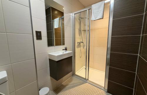 HNFC Stays - Harmony Accommodation - Photo 6