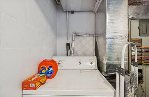 Elegant Largo Retreat, Sleeps 8, 10 Mins to Beach - Foto 44