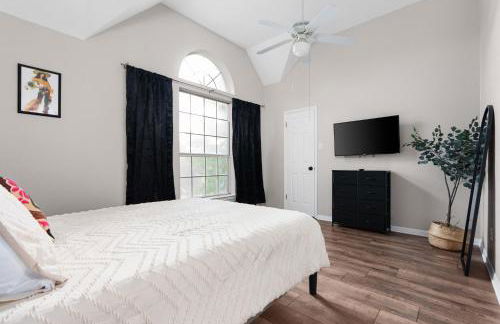 Hidden Gems with Pool and Game room - Foto 29