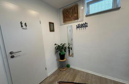 Charmantes 2-Etagen Häuschen- Köln-Phantasialand - Foto 13