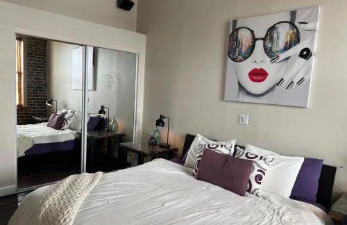 Condo On Broughton St with Elevator and Reserved Parking - Foto 23