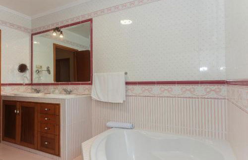 Capelas Blue , Relax & Fun - Up to 14 Guests! - Photo 26