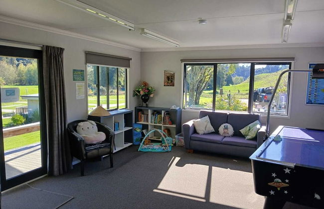 Waitomo Top 10 Holiday Park - Foto 43