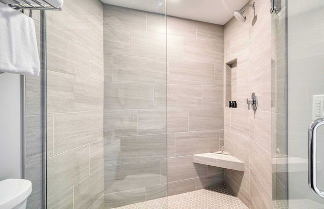 Sunset Cove by Avantstay Beachfront w/ Balcony! - Foto 24