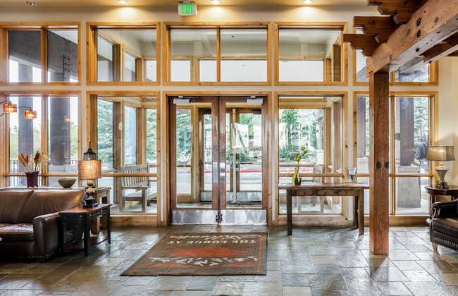 Lake View Ski Chalet - Photo 11